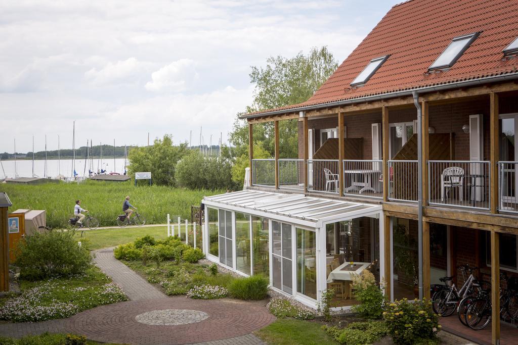Ferienzentrum Yachthafen Rechlin Eksteriør billede